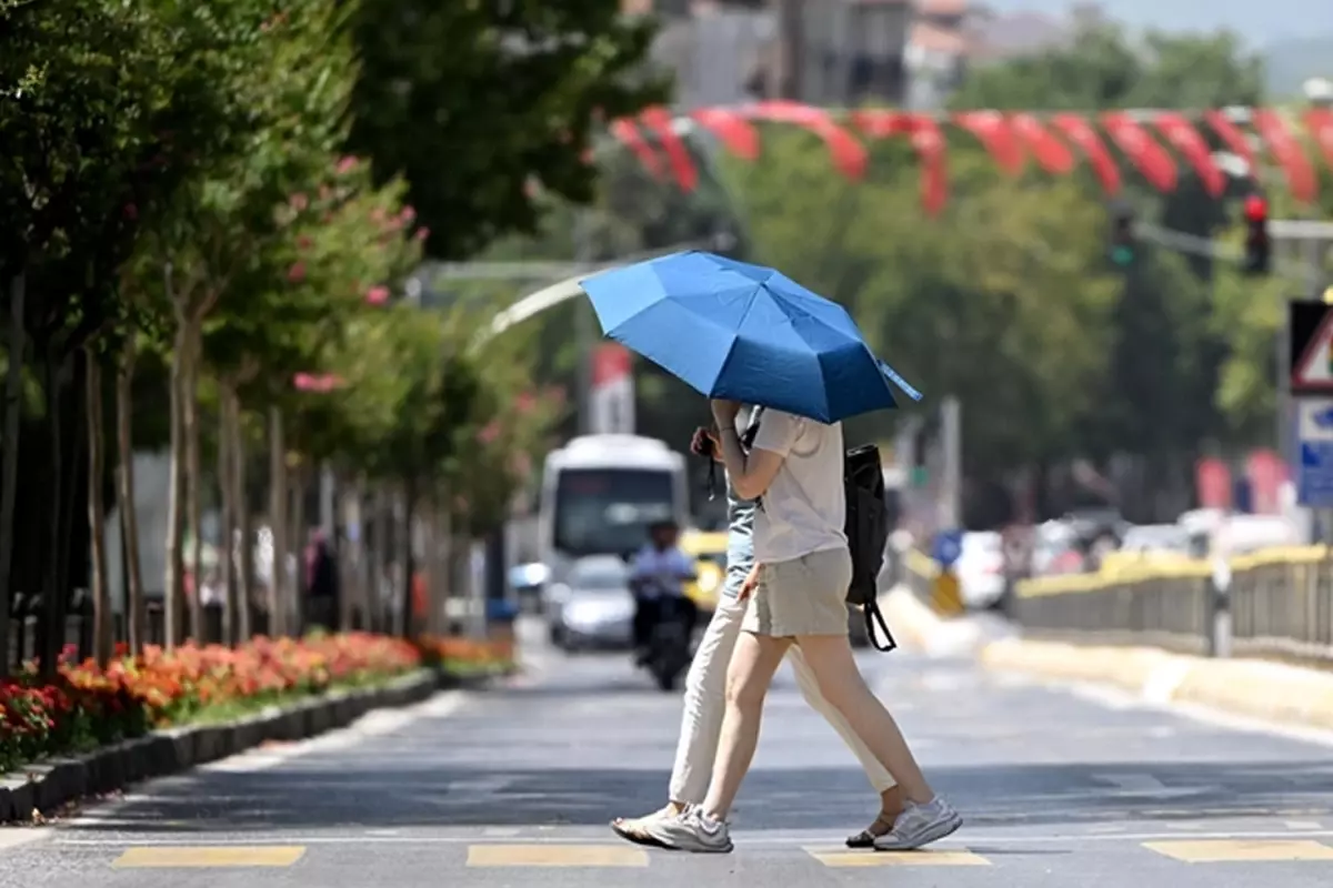 İstanbul'da Sıcak Hava Dalgası: 34-37 Derecelere Yükselebilir