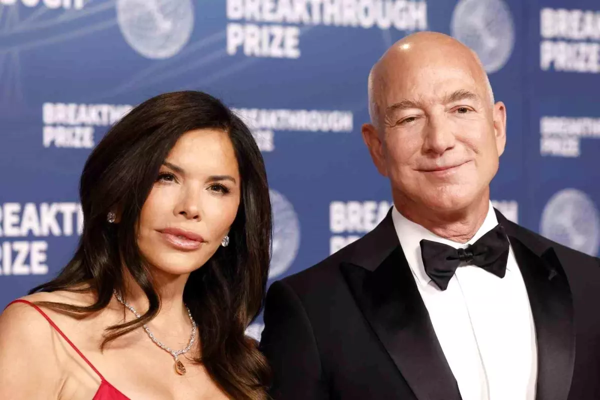 Jeff Bezos'un Venedik'teki Düğünü Güvenlik Endişeleri Nedeniyle Yer Değiştirdi