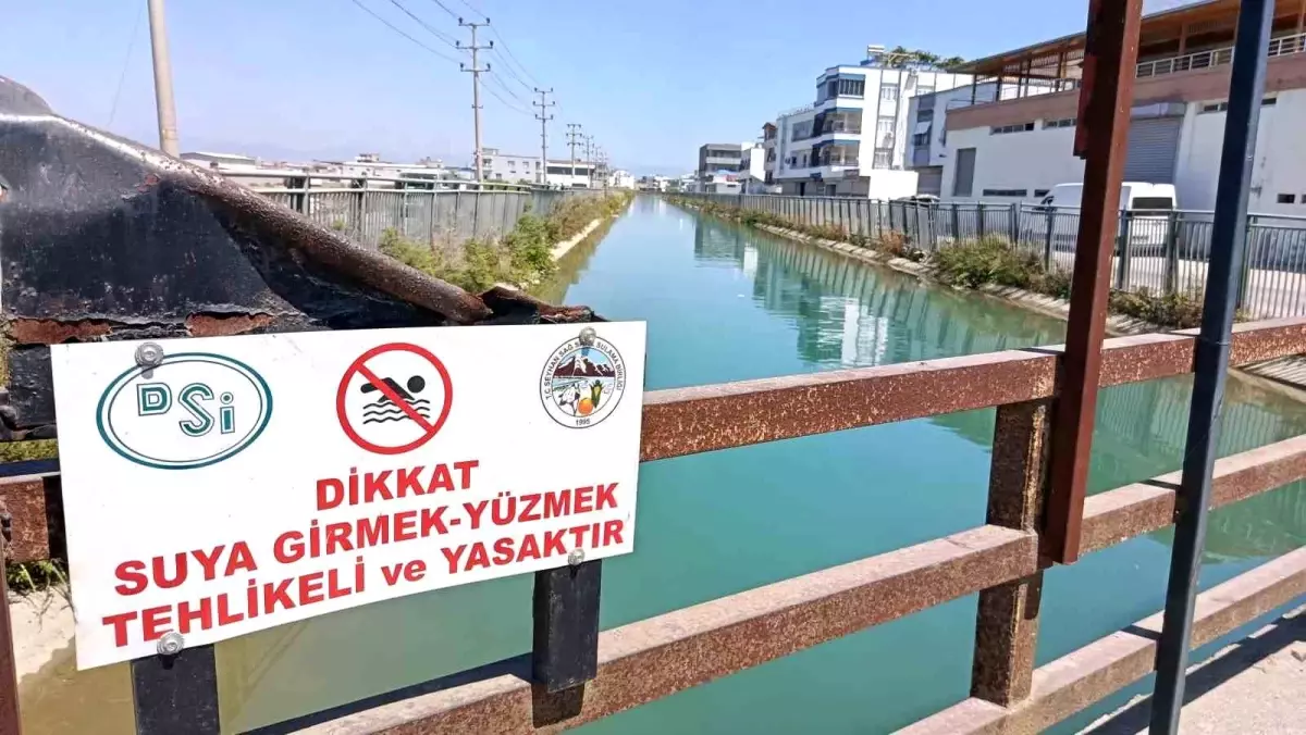 Adana'da Sulama Kanalında Erkek Cesedi Bulundu