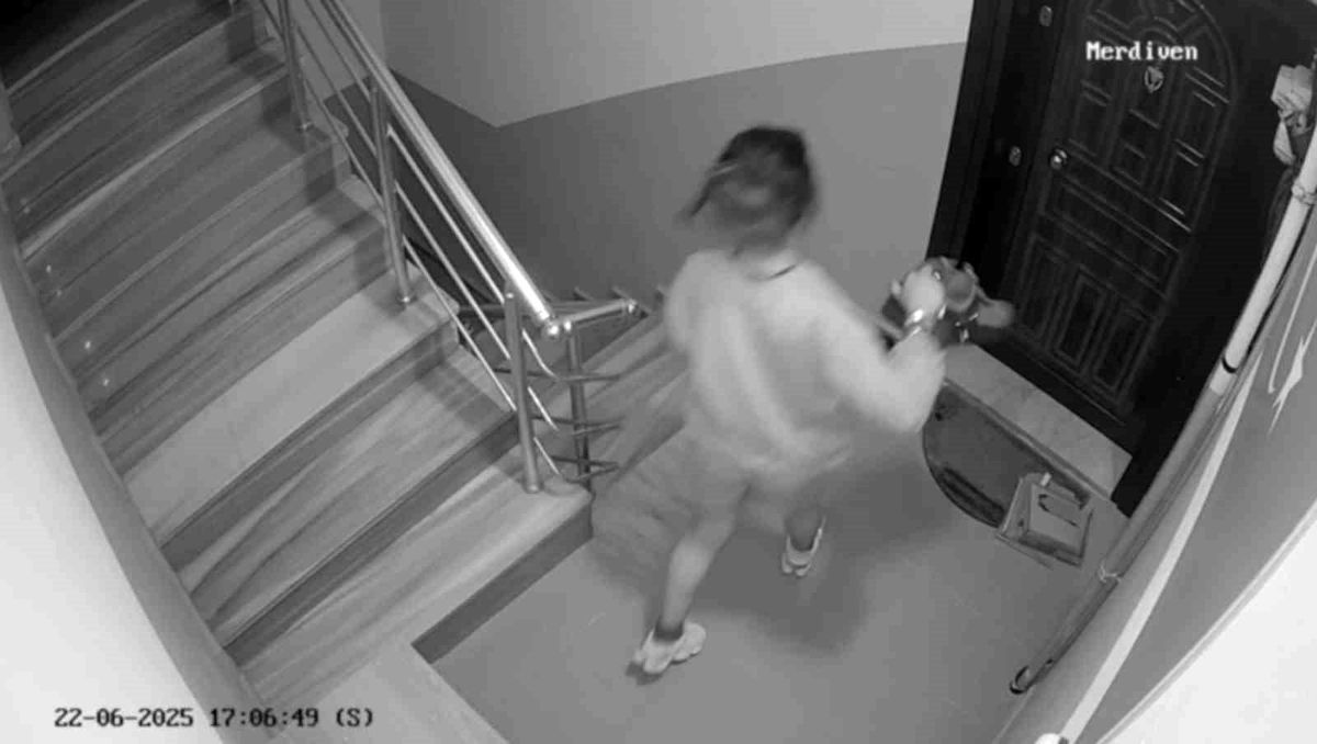 Arnavutköy'de İlginç Hırsızlık Olayı: Çocuk Ayakkabıları Giyip Kaçtı