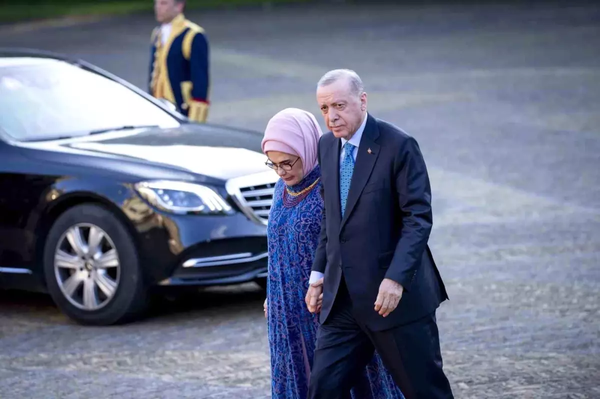 Cumhurbaşkanı Erdoğan, NATO liderleri onuruna verilen akşam yemeğine katıldı