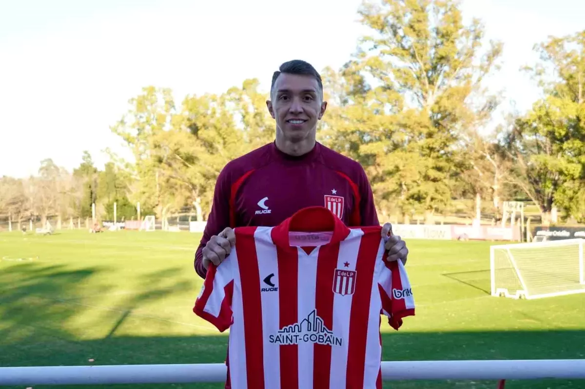 Fernando Muslera, Estudiantes ile 1.5 Yıllık Sözleşme İmzaladı