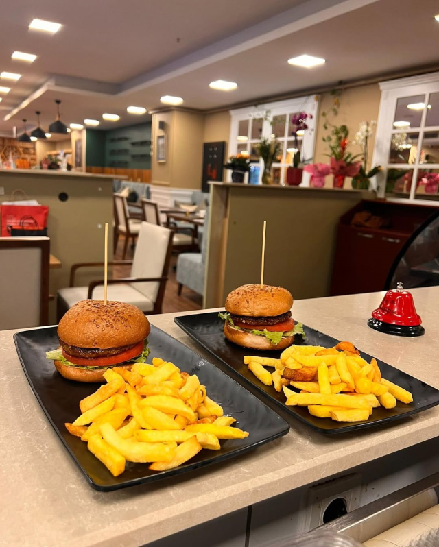 İstanbul'da Bir İlk: Glutensiz Kafe ve Market Beylikdüzü'nde Hizmete Girdi