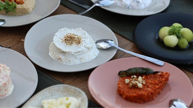 Kapadokya'da Eski İstanbul Meyhane Kültürü Ferize Restaurant ile Canlanıyor