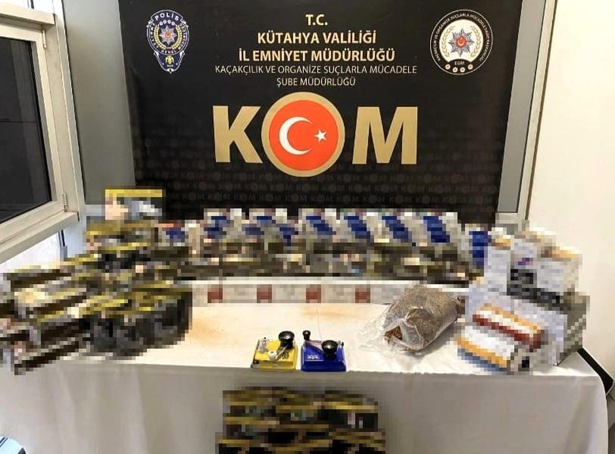 Kütahya'da Kaçak Sigara Operasyonu: 5 Gözaltı