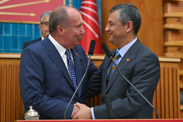 Muharrem İnce 4,5 yıl sonra CHP'ye döndü Muharrem İnce 4,5 yıl sonra CHP'ye döndü