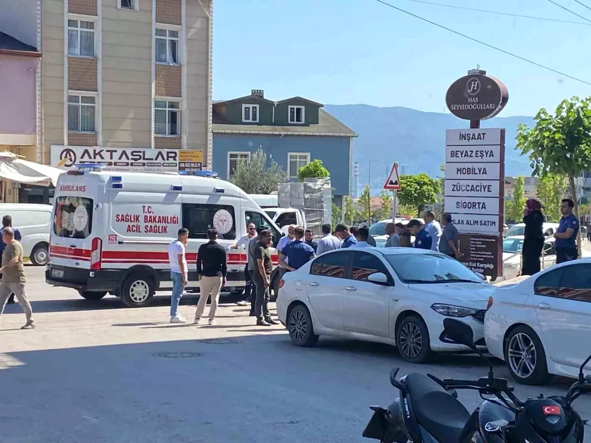 Kocaeli'de Park Yeri Kavgası: 2 Yaralı