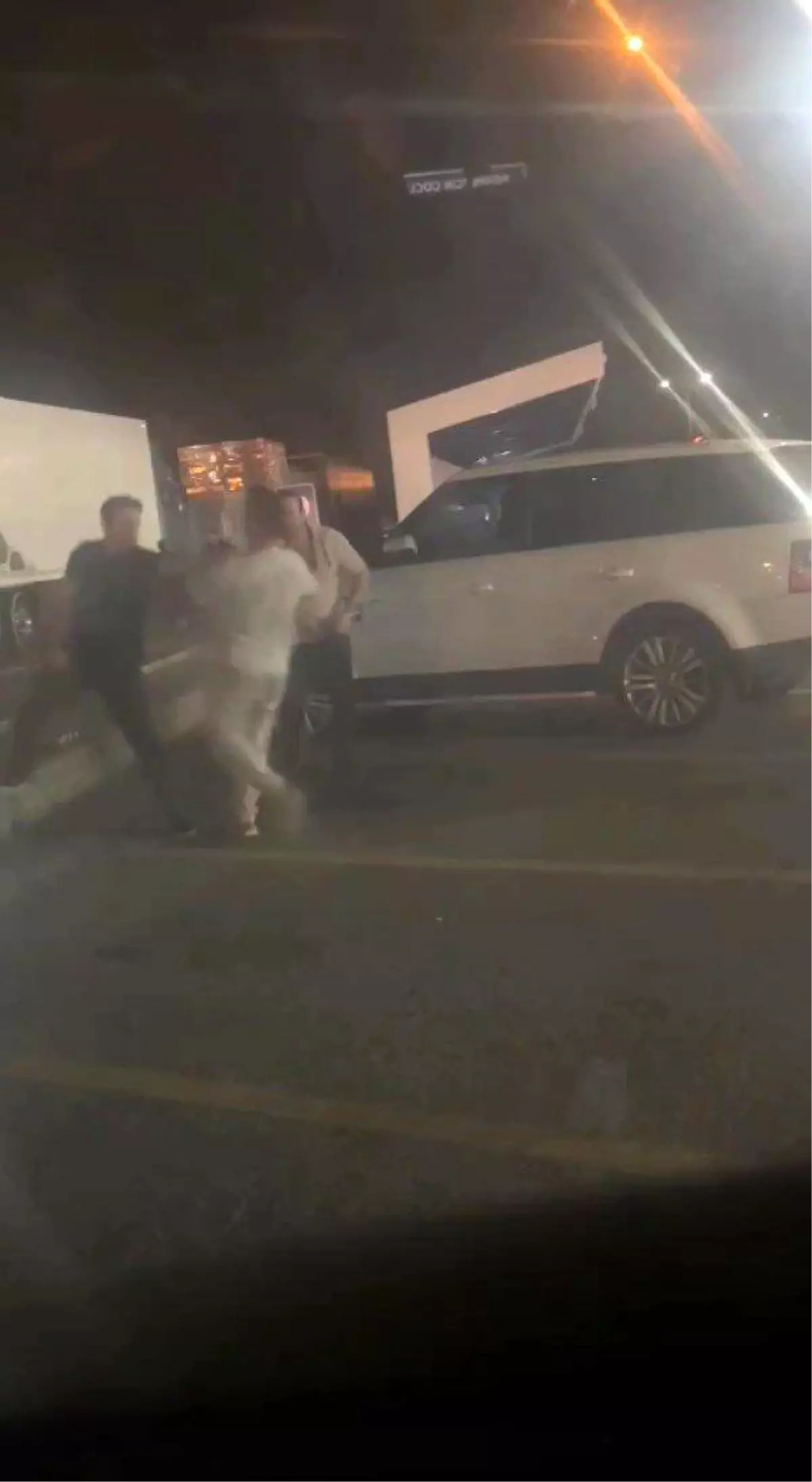 Pendik'te Dinlenme Tesisinde Yolcu Kavgası