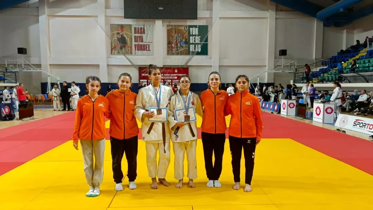 Kütahya'da Yıldızlar Türkiye Judo Şampiyonası'nda Salihli'ye Bronz Madalya