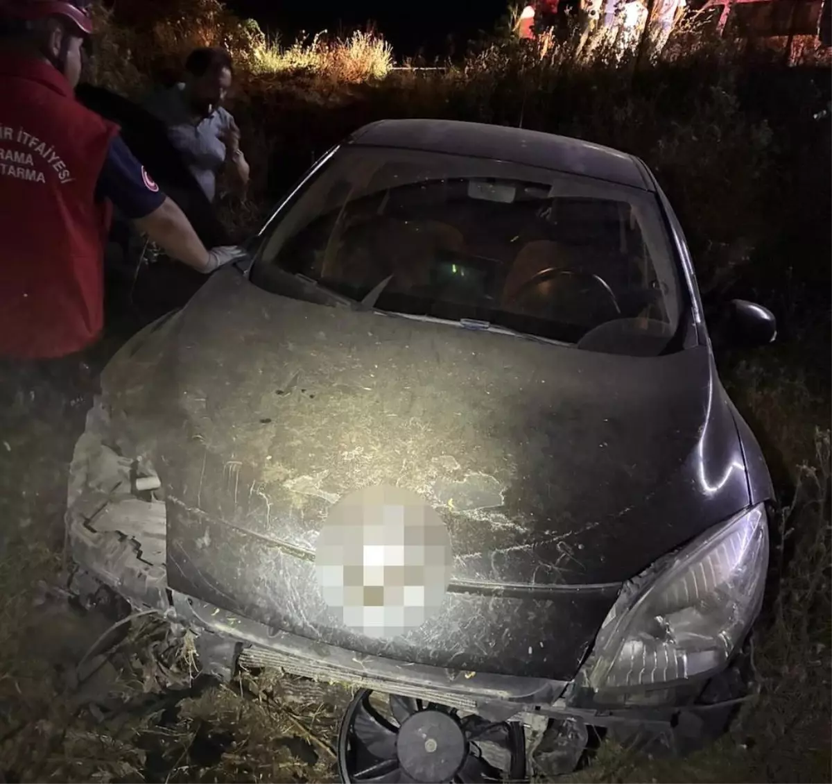 Balıkesir'de Tek Taraflı Trafik Kazası: 2 Yaralı