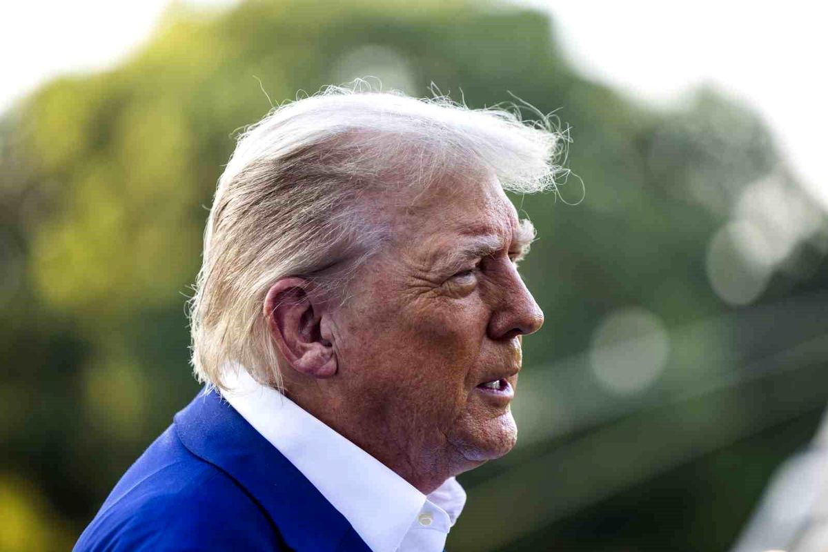 Trump, İran'ın Nükleer Kapasitesinin Yok Edilmesini Onur Verici Buldu