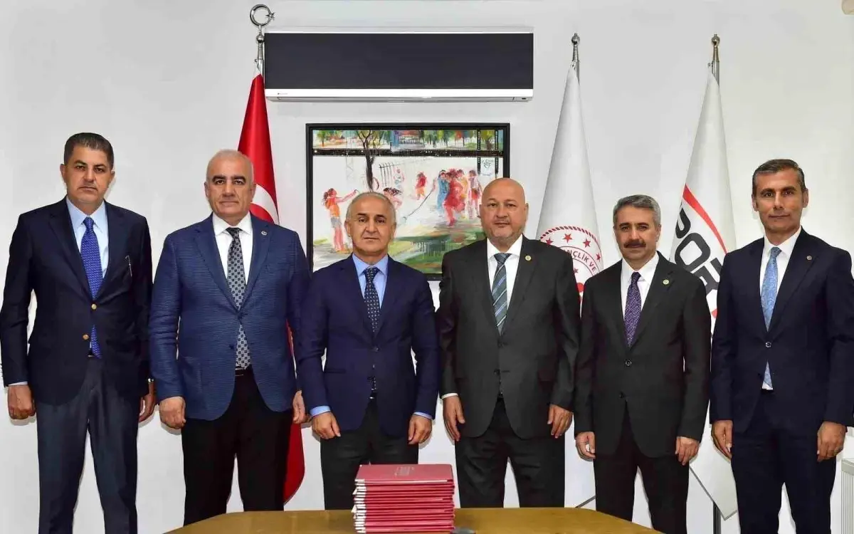 Adıyaman'da 10 bin seyirci kapasiteli yeni şehir stadyumu heyecanı