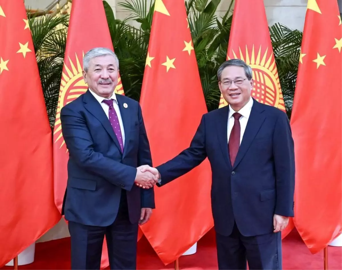 Çin Başbakanı Li Qiang, Uluslararası Zirvede Liderlerle Bir Araya Geldi