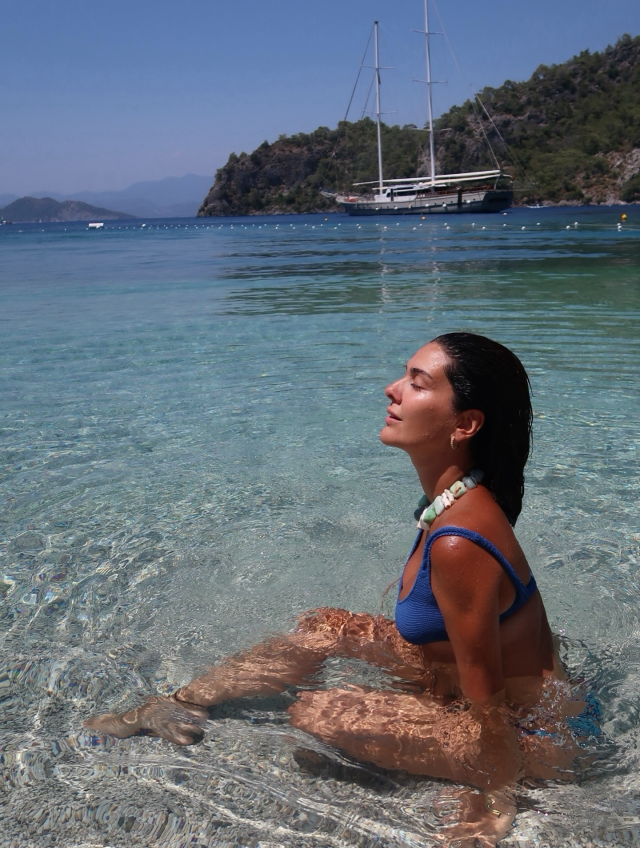 Simple elegance from Bergüzar Korel in clear waters