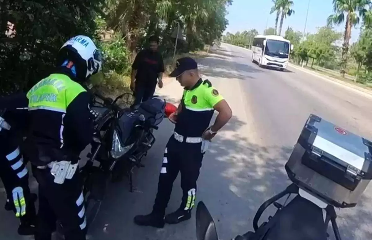 Silifke'de Çalıntı Motosikletle Kaçmaya Çalışan Şüpheli Yakalandı