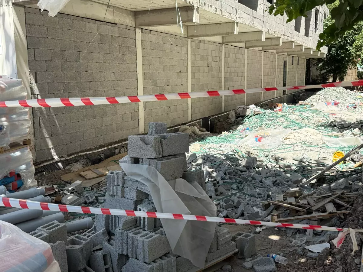 Diyarbakır'da inşaattan düşen 2 işçi hayatını kaybetti