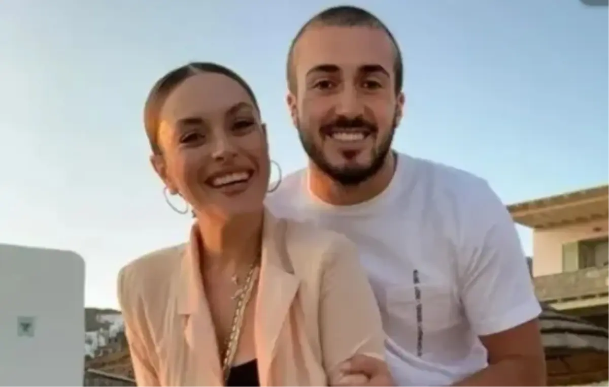 Ezgi Mola Mustafa Aksakallı neden ayrıldı?