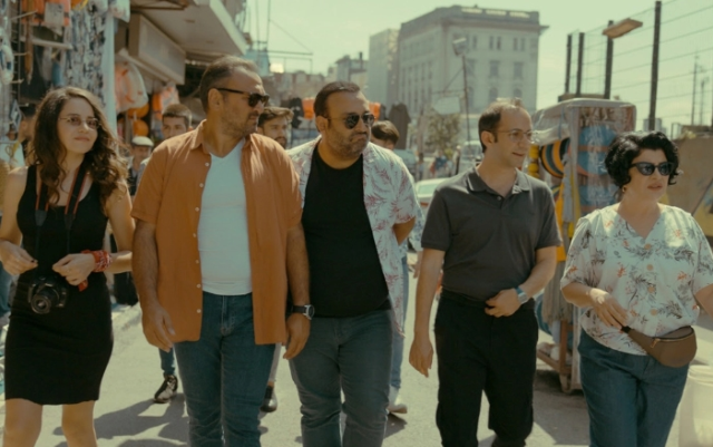 Hareket Sekiz filmi oyuncuları kim, konusu ne, sonu nasıl bitiyor? Hareket Sekiz filmi ne zaman, nerede çekildi? Hareket Sekiz filmi oyuncuları kim, konusu ne, sonu nasıl bitiyor? Hareket Sekiz filmi ne zaman, nerede çekildi?