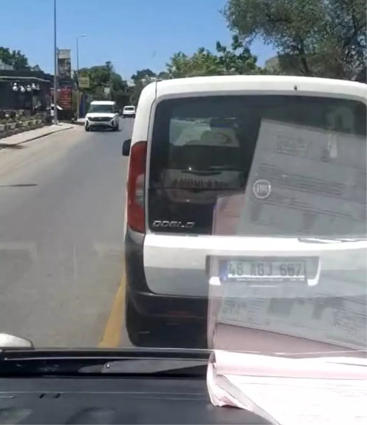 Hasta Taşıyan Ambulansa Yol Vermeyen Sürücü Gözaltına Alındı