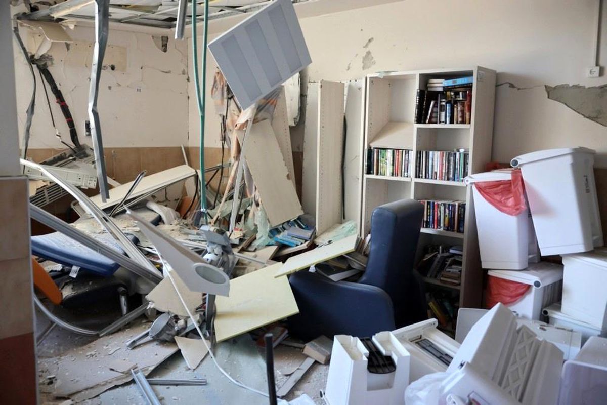 İsrail'deki Saldırıda Ben Gurion Üniversitesi'ne Ait Laboratuvarlar Yıkıldı