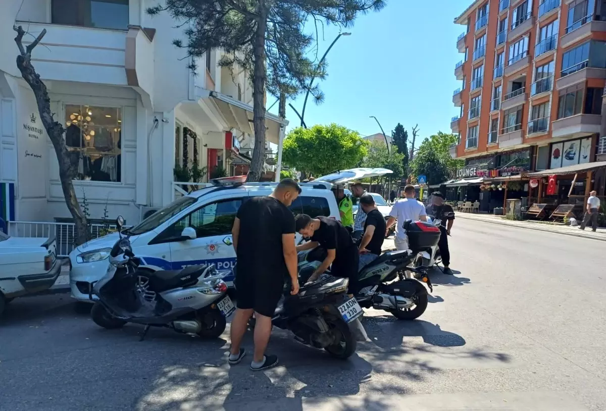 Edirne'de Motosiklet Denetimi: 11 Sürücüye Ceza