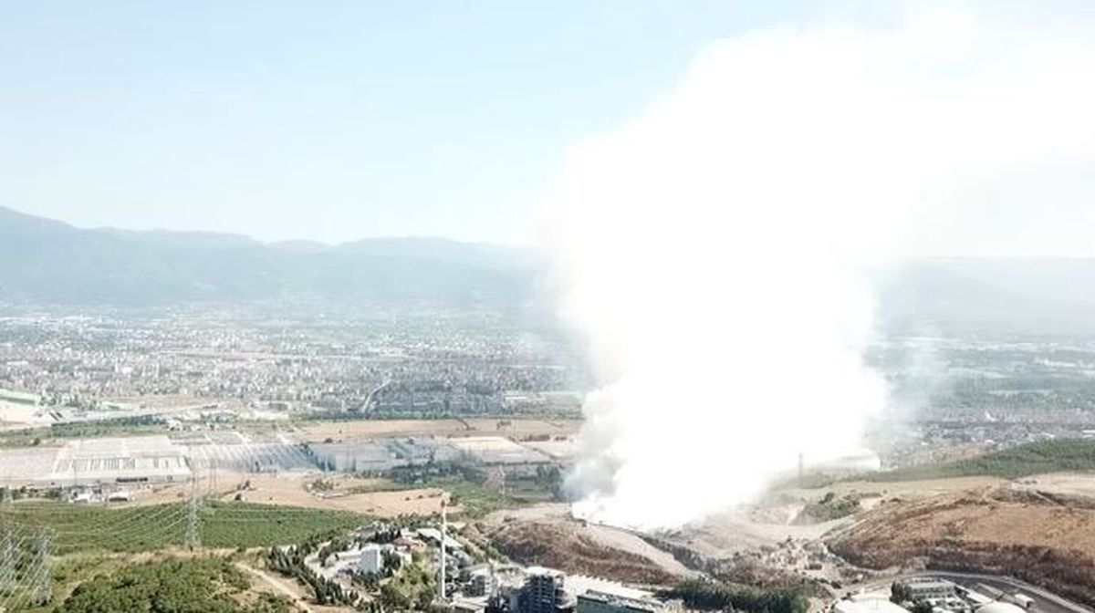 İzmit'teki Çöp Depolama Tesisinde Yangın Kontrol Altına Alındı