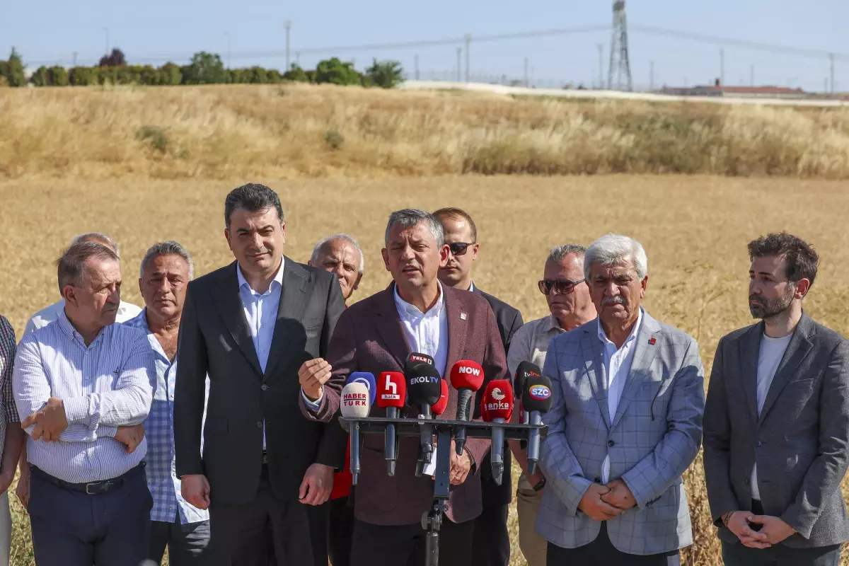Özgür Özel, CHP'nin Anket Sonuçlarını Değerlendirdi