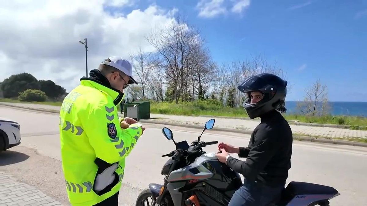 Sinop'ta Motosiklet Kazalarını Önlemek İçin Trafik Güvenliği Seferberliği