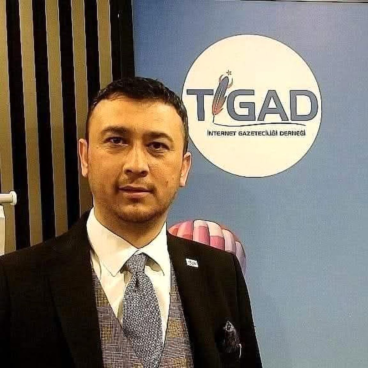 Sosyal Medya Reklamlarına Dikkat: Kayıt Dışı Hizmetler Artıyor