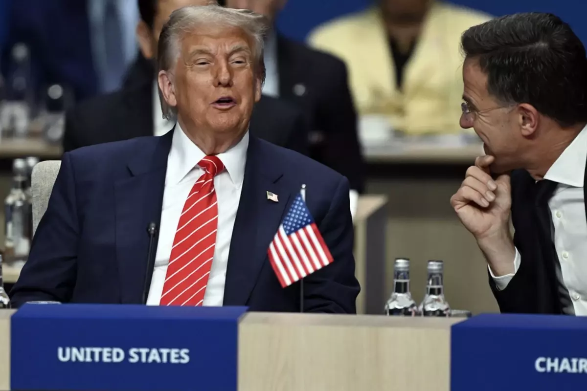 Trump'ın açıklamasına rağmen NATO bildirisinde 5. madde vurgusu