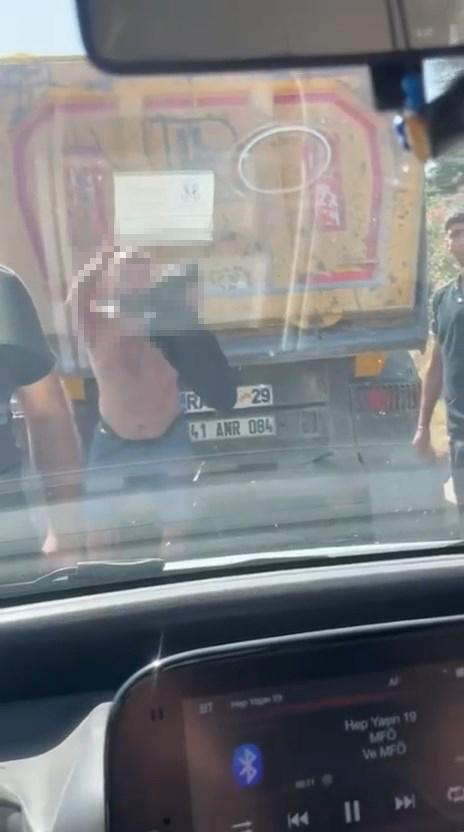 Famous actor Mehmet Akif Akdeniz was brutally beaten in traffic