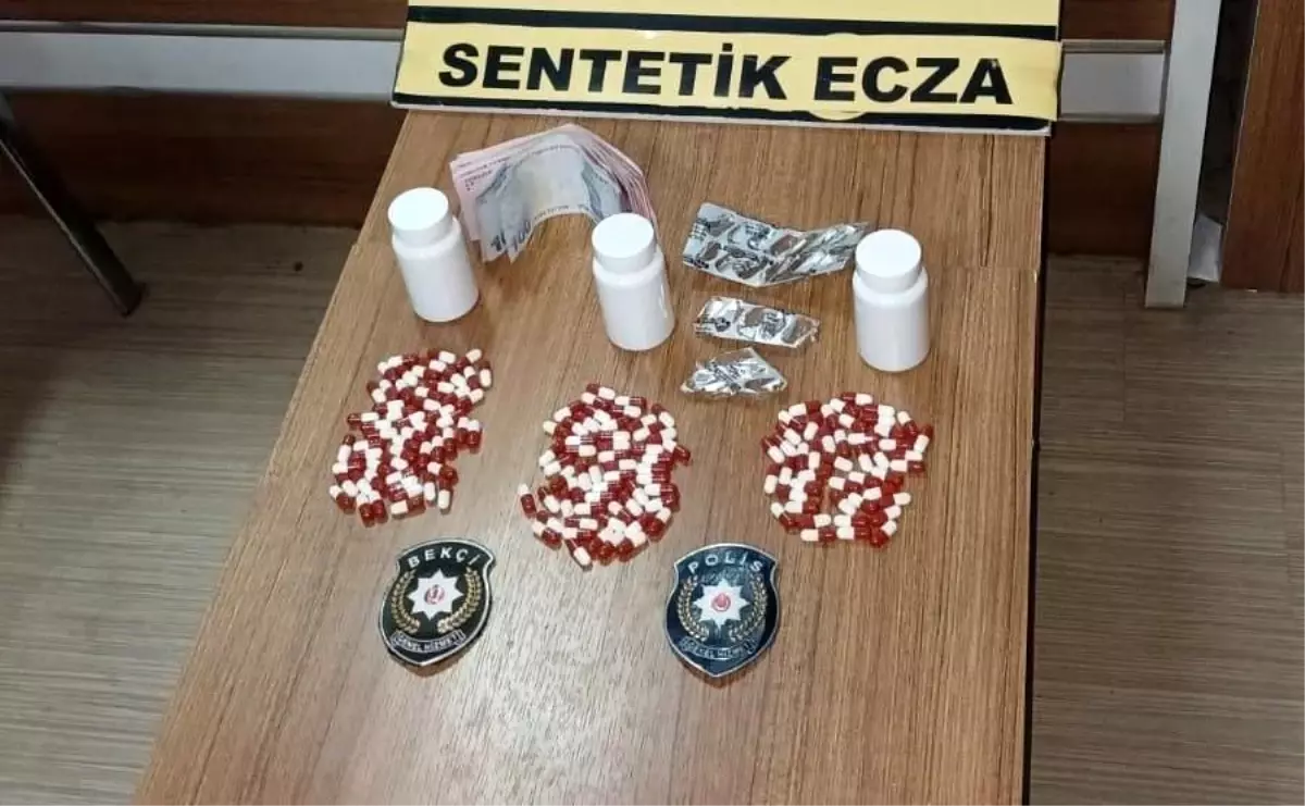 Kula'da Uyuşturucu Operasyonu: 804 Sentetik Ecza Hapı Ele Geçirildi