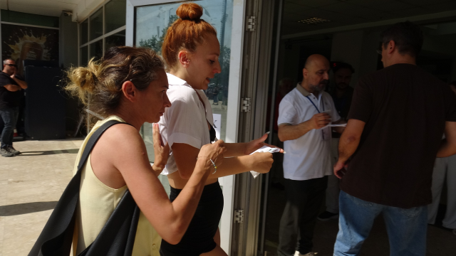 YKS küpesini çıkaramayan kız kimdir? Instagram hesabı var mı, kullanıcı adı ne? YKS küpesini çıkaramayan kız kimdir? Instagram hesabı var mı, kullanıcı adı ne?