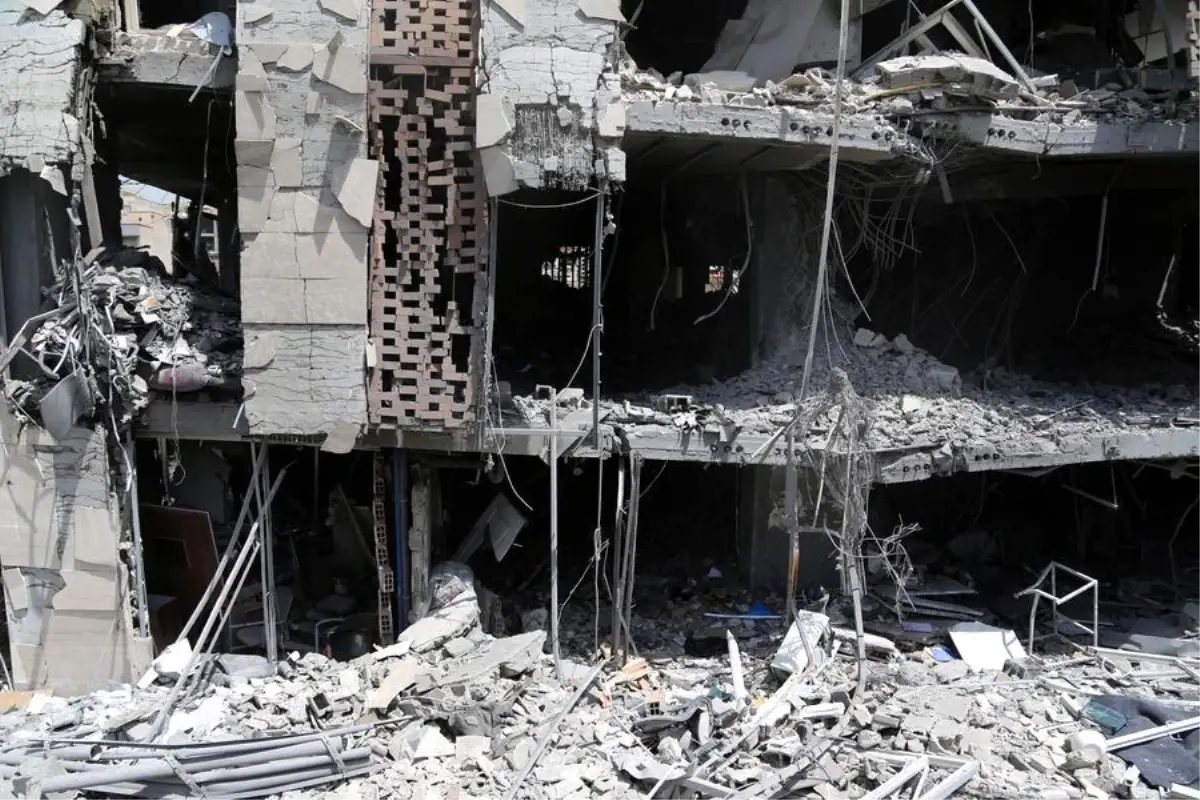 İsrail'in Tahran'a Hava Saldırıları: Ağır Hasar Meydana Geldi