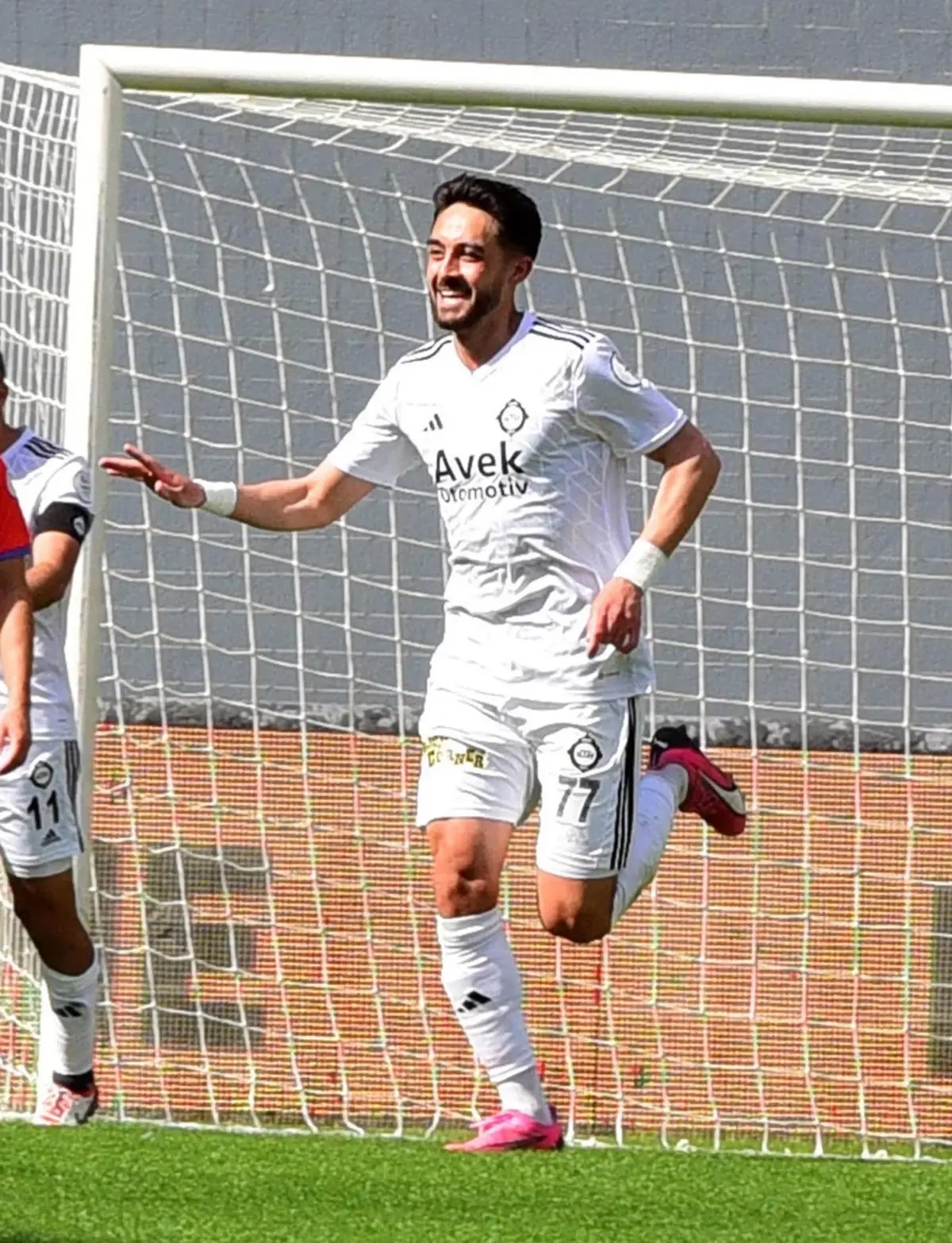 Altay'dan Onur Efe Veda Etti