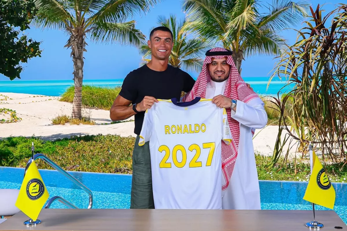Ayrılık iddiaları son buldu! Ronaldo resmen açıklandı