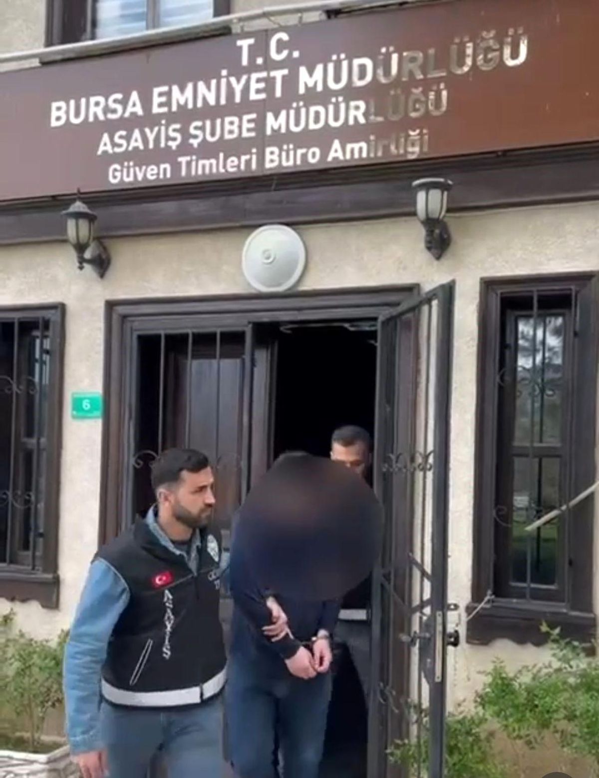 18 Suç Kaydı Olan Şüpheli Pazara Çıkarken Yakalandı
