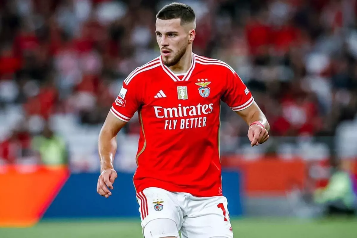 David Jurasek'te mutlu son! Beşiktaş sezonun ilk transferini Benfica'dan yaptı