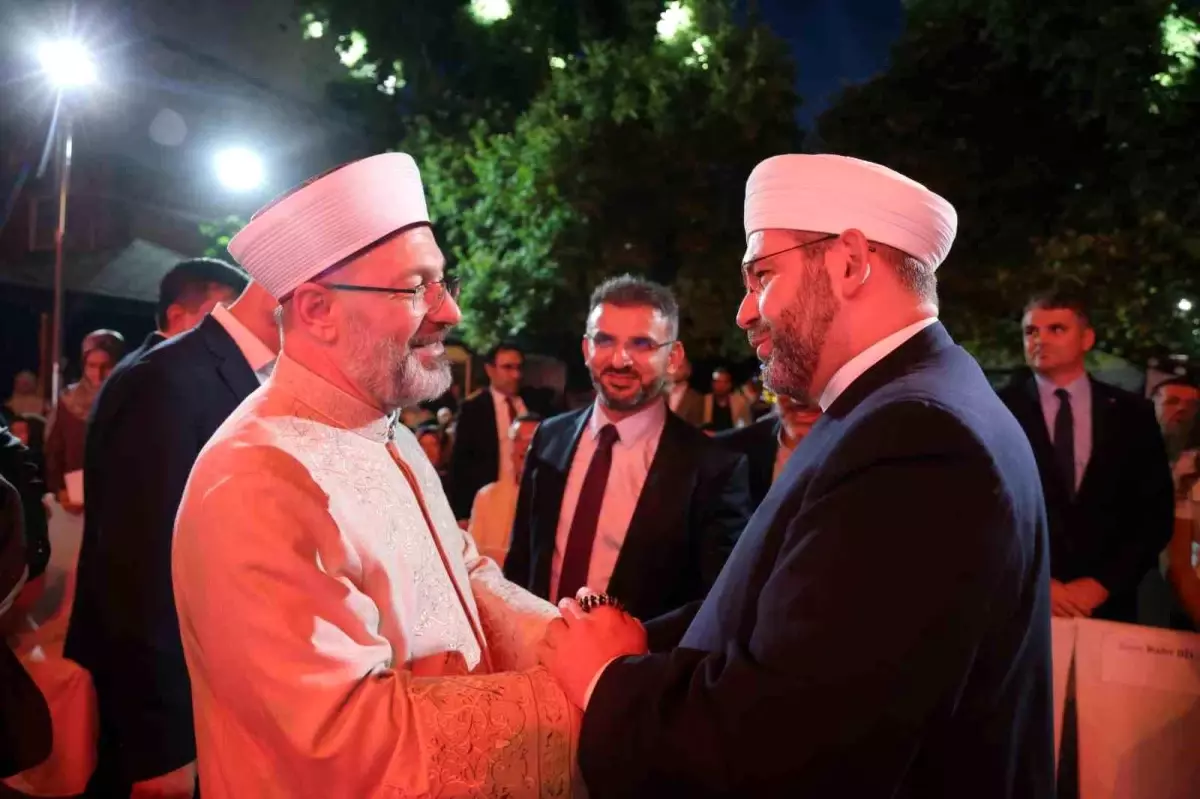 Diyanet İşleri Başkanı Ali Erbaş, Arnavutluk'ta İmam Hatip Lisesi Mezuniyet Törenine Katıldı