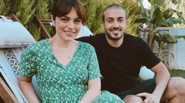 Ezgi Mola ve Mustafa Aksakallı boşandı mı? Ezgi Mola ve Mustafa Aksakallı neden ayrıldı? Ezgi Mola ve Mustafa Aksakallı boşandı mı? Ezgi Mola ve Mustafa Aksakallı neden ayrıldı?