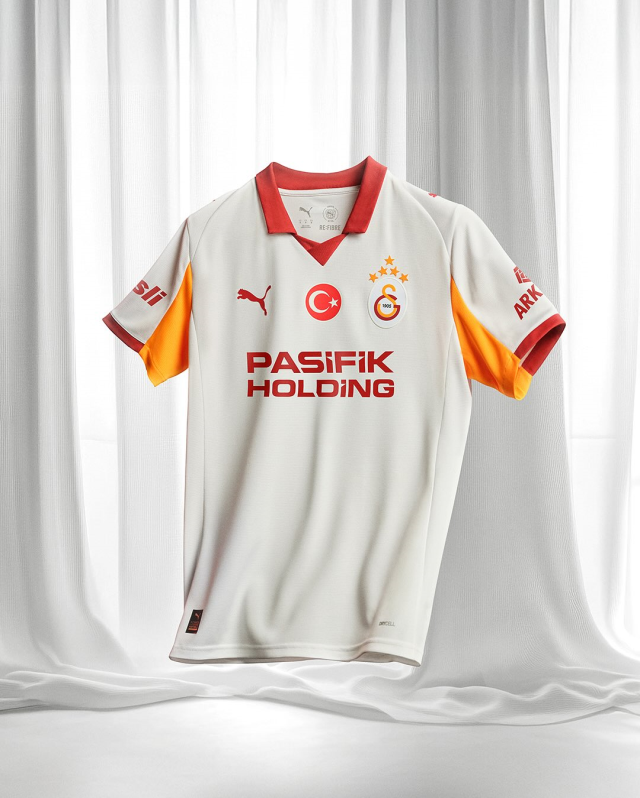 Galatasaray yeni sezon formaları satışa çıktı mı? İşte Galatasaray'ın yeni sezon formaları!