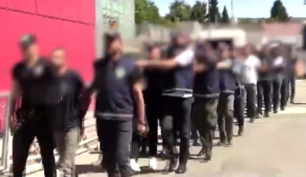 Gaziantep'te Change Araç Operasyonunda 13 Şüpheli Tutuklandı
