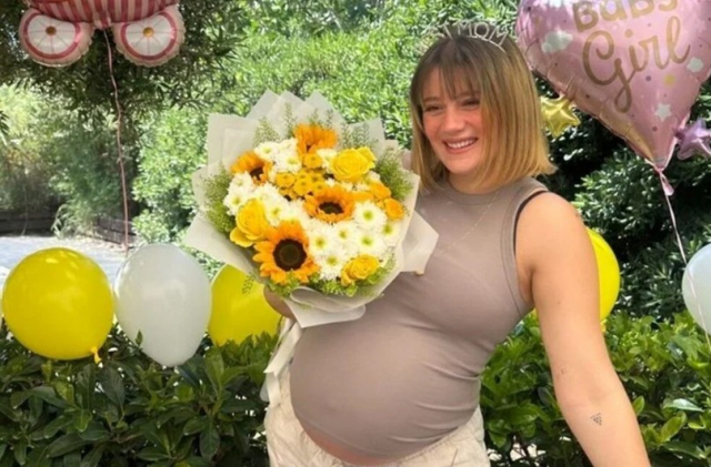 Gizem Karaca'nın bebeğinin cinsiyeti ne, ismi ne olacak?