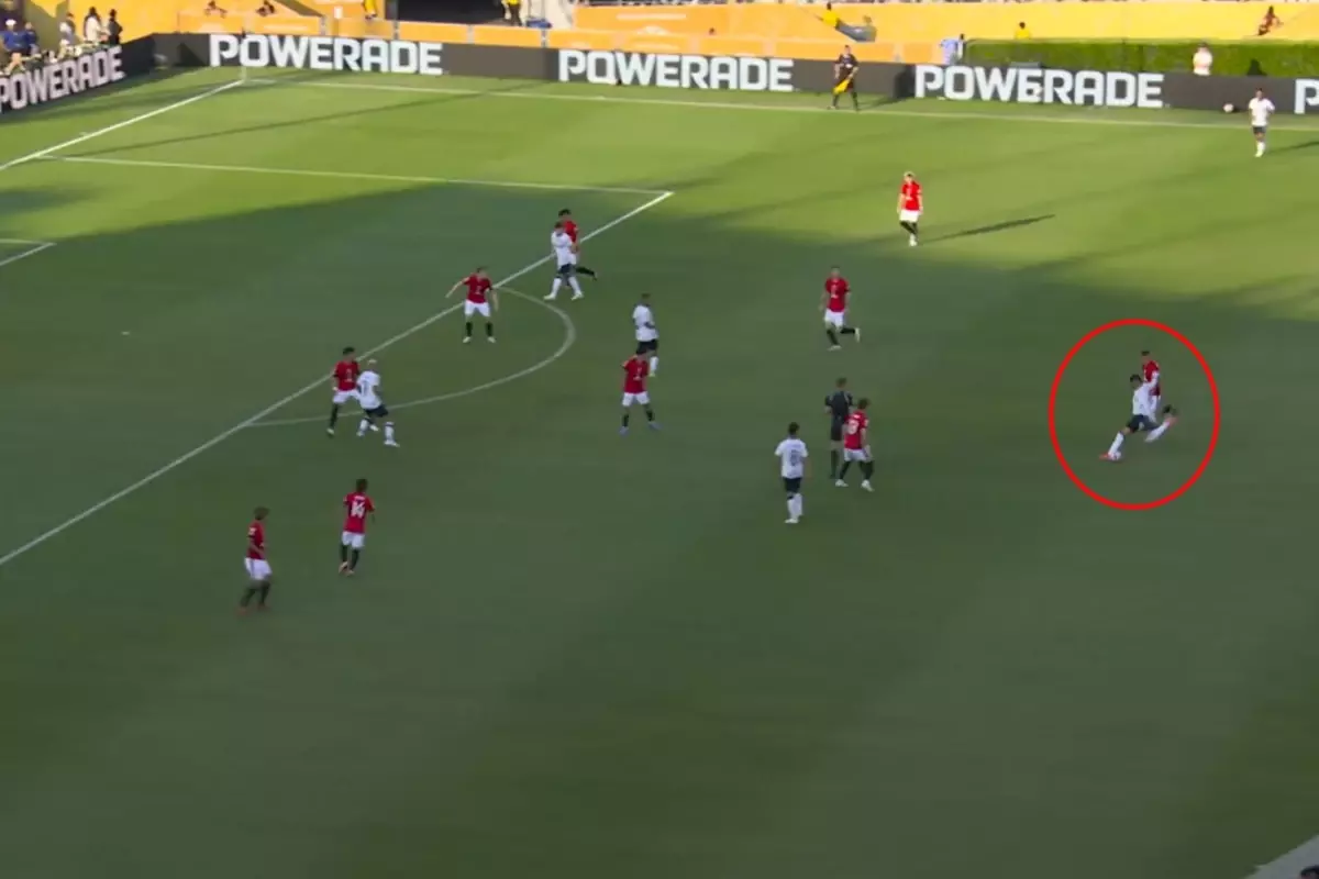 Herkes paylaşıp beğeniyor! FIFA Kulüpler Dünya Kupası'nda inanılmaz gol