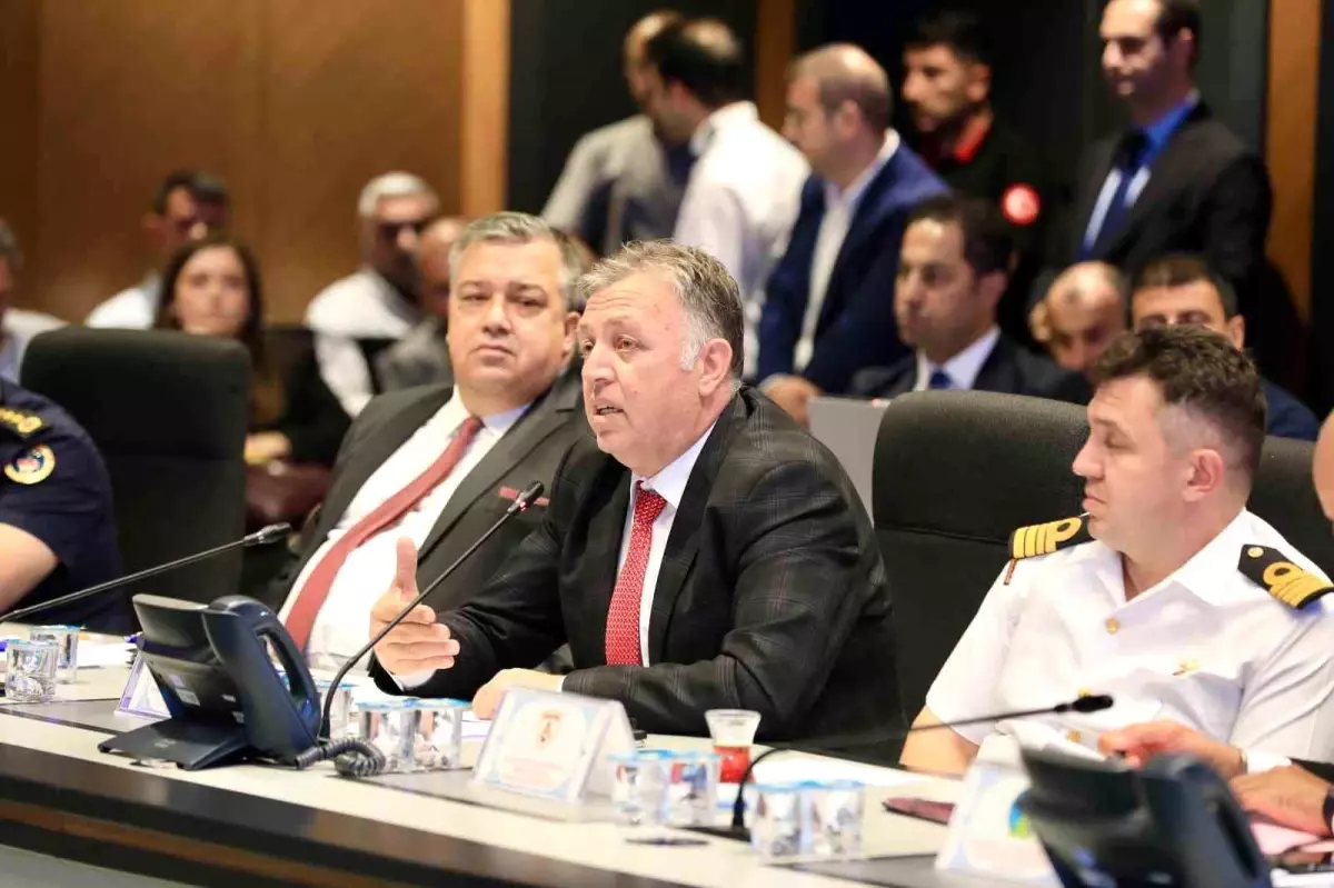 İstanbul'da Toplu Taşıma Ücretlerine Zam Teklifi Reddedildi