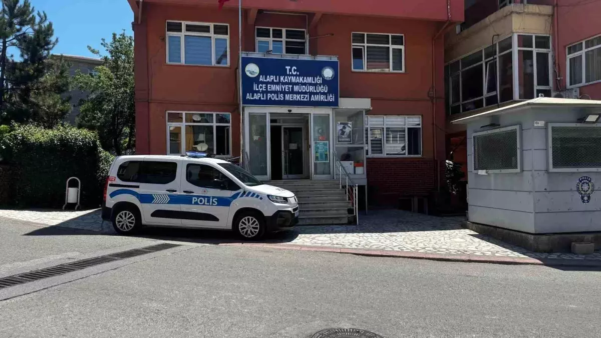 Zonguldak'ta Kaçakçılık Operasyonu: Çok Sayıda Cihaz ve Uyuşturucu Ele Geçirildi