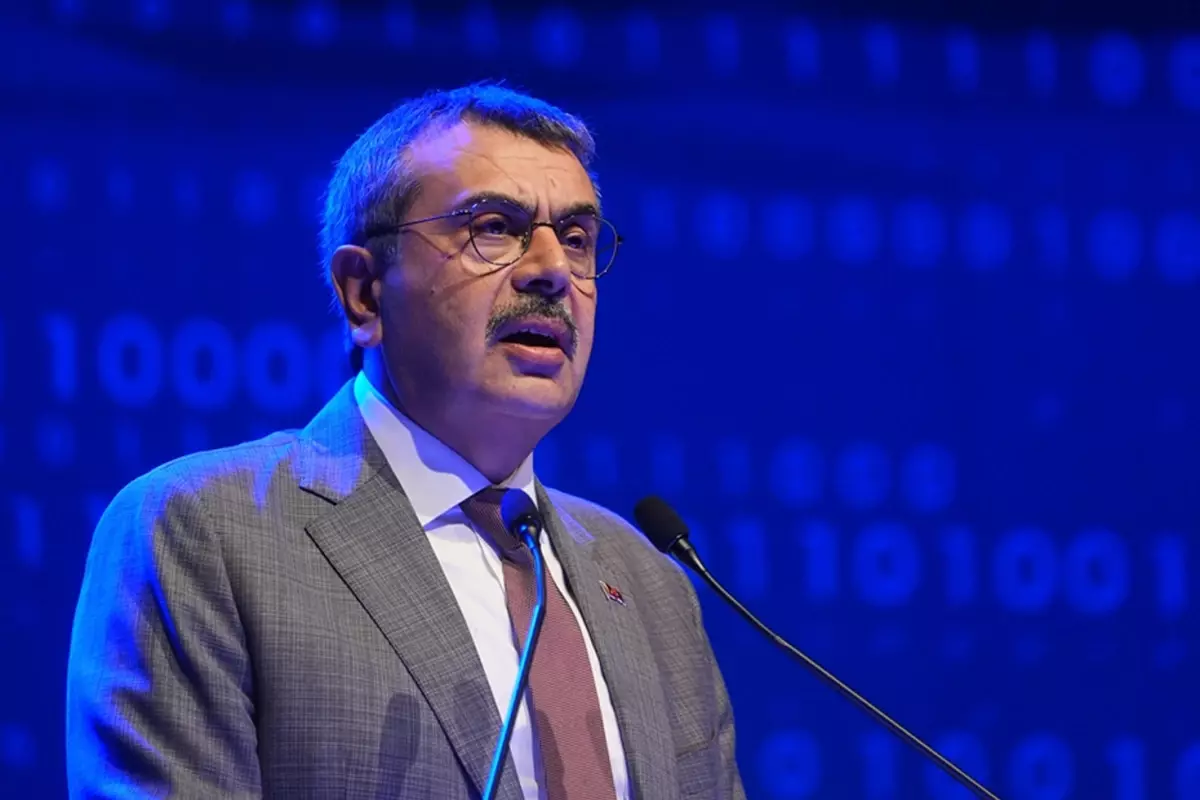 'LGS'de sorular sızdırıldı' iddiasına Bakan Tekin'den yanıt