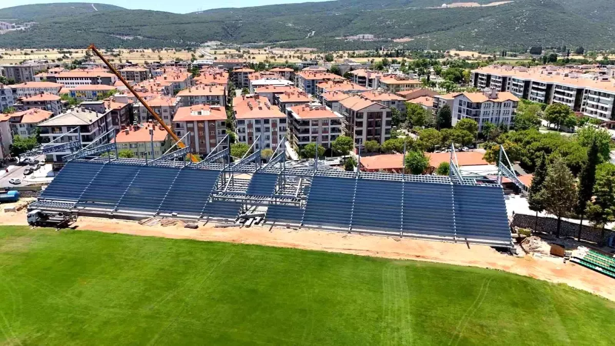 Muğla Atatürk Stadyumu'nun Yeniden İnşası Devam Ediyor