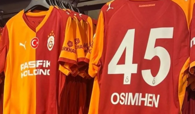 Osimhen formaları neden GS Store'da satılıyor, Osimhen kalacak mı?