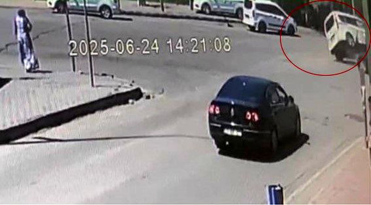 Batman'da Otomobil ile Kamyonet Çarpıştı: 2 Yaralı